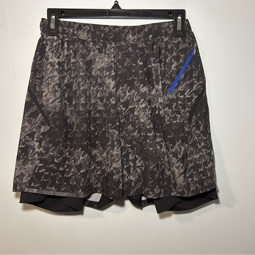 Lululemon Crushed Granite Grey Surge 6” Lined Athletic Shorts Size Medium